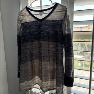 Striped V-Neck Long Sleeve Top